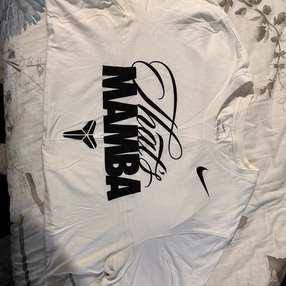 Nike Men's White and Black Mamba Tee